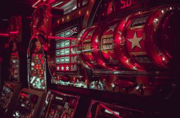 Online Casinos and the Variety of Job Opportunities They Provide