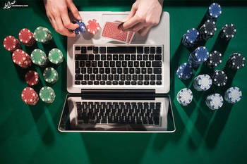 Police crack down on internet gambling gangs