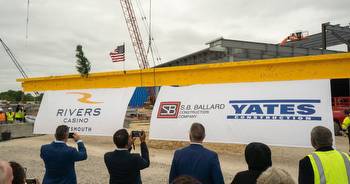 Portsmouth casino celebrates construction milestone with ceremony