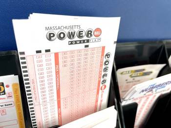 Powerball jackpot: How to get a free ticket for Monday’s $1.04 billion drawing