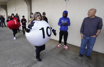 Powerball Ticket Sold in California Snags Record $2.04B Win