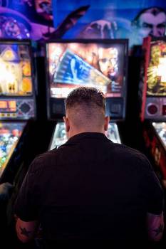 Psychology Behind How Casino Attracts People To Play