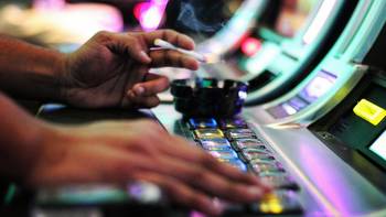 Should Atlantic City’s COVID Casino Smoking Ban Be Permanent in NJ?