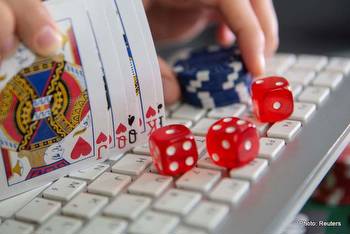 Simple Stakes to Sophisticated Screens: Evolution of Online Gambling