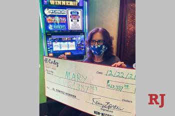 Slot player hits $467K jackpot in downtown Las Vegas