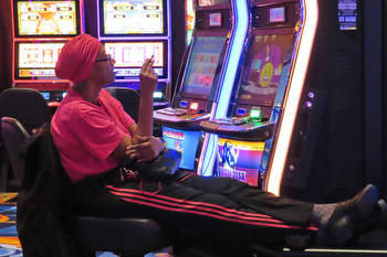 Smoking ban no threat to casino revenue, report says