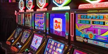 Some Interesting Benefits Of Playing Slot Games Online For A Gambler