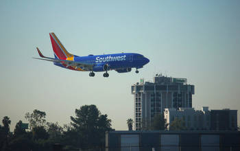 Southwest Airlines awarded flight slot after FedEx departure