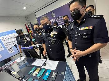 Syndicate bosses among 114 arrested in online gambling blitz