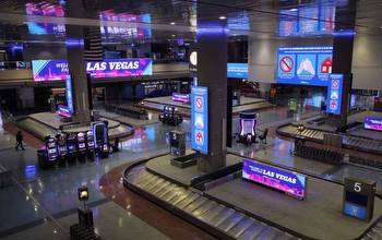 Texas woman wins more than $300K at Las Vegas airport slot machine