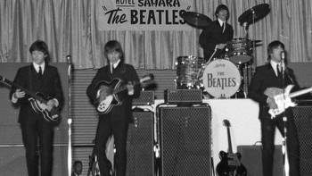The Beatles playing Las Vegas in 1964 & their fascination with slot machines