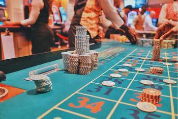 The Development of Land-based and Online Casino Businesses: The Main Differences