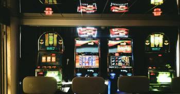 The evolution of online slots: From fruit machines to digital delights