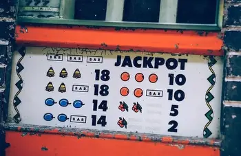 Understanding Slot Machine Mechanics: A Guide to Jackpot Strategies