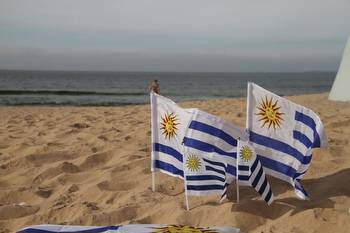 Uruguay’s senate passes bill to legalise online gambling