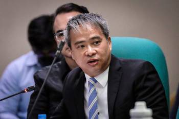 Villanueva bill bans online gambling: 'Social cost of gambling is too high'