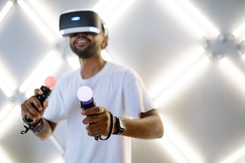 Virtual Reality Games: The Next Big Innovation in Online Gaming