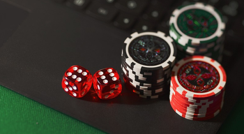 When we Play Online Live Casino Games, is it Really Random?