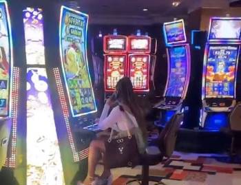 Woman Pees All Over The Floor Instead Of Leaving Her Slot Machine For A Bathroom Break
