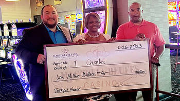 Woman walks out of Natchez casino a millionaire Sunday
