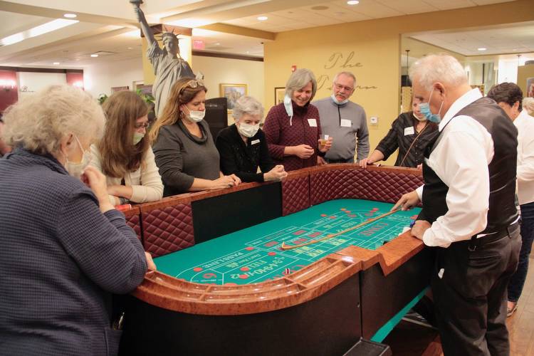 $15K raised during Resident Benefit Fund casino night at Heritage of Green Hills