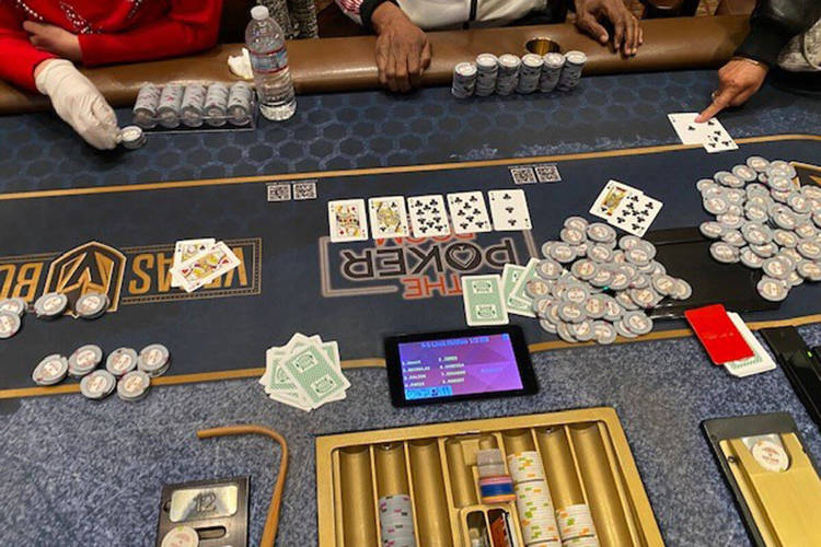 $300K paid out for bad beat jackpot hit at Red Rock Casino