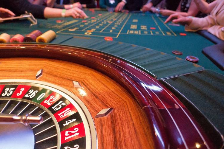 9 Things You Need to Know Before Gambling in a Casino