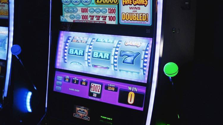 A Must Consider Things When Choosing Online Slot Games