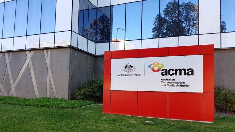 Australia calls on internet providers to block major illegal online gambling site