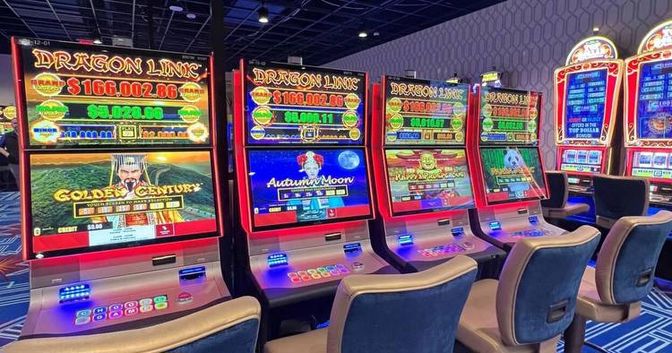 Bristol Casino adds slot machines and table games