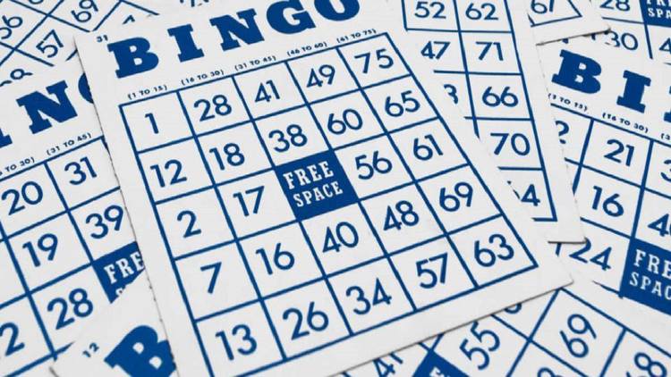 Can Bingo Halls Survive The Massive Growth of Online Bingo