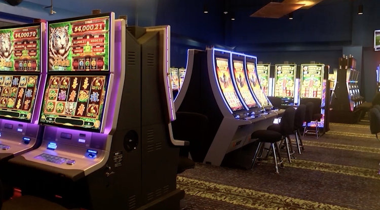 Casino gambling rules near passage in Nebraska Legislature