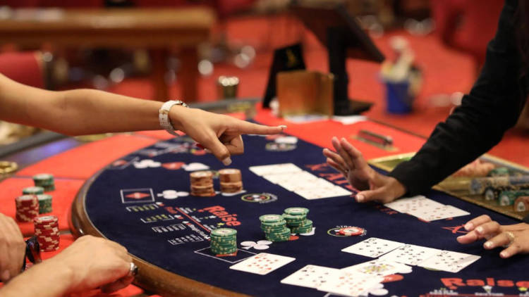 Combine business with pleasure: celebrities with gambling hobbies