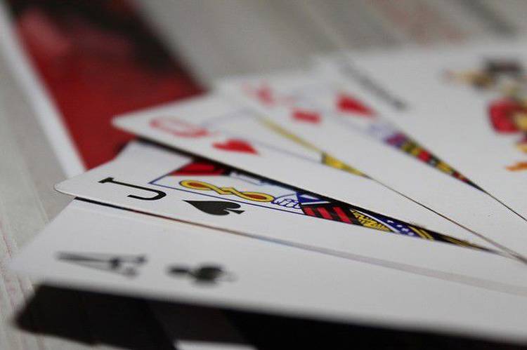 Enhance your Gameplay by Knowing Blackjack Card Values and Hand Values