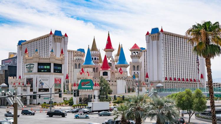 Gambler walks away from Las Vegas slot machine a millionaire: ‘It happened again!’