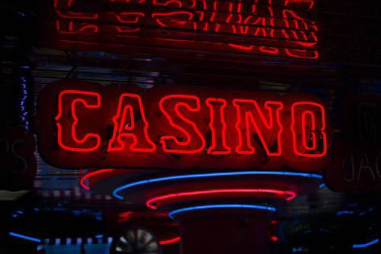 How does live casino work: The inside behind the technology