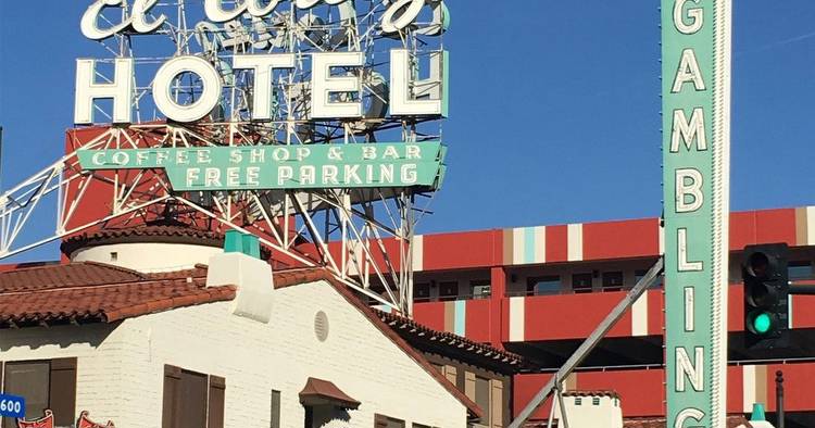 How to have a faux-glam Las Vegas getaway on a budget
