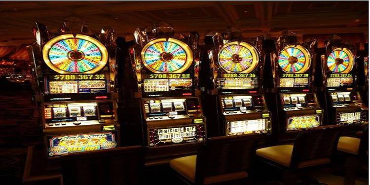 How to play online pokies and win?