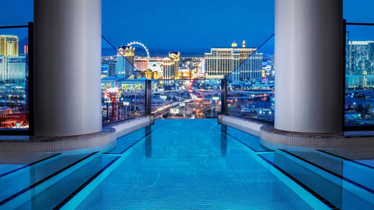 Iconic Las Vegas Casino Celebrates Its Grand Return