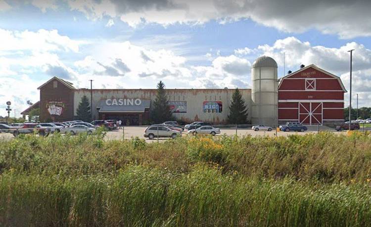 Iowa Woman Wins BIG MONEY at Diamond Jo Casino