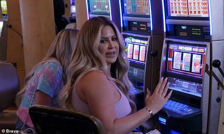 Kim Zolciak's high-rolling gambling habit revealed as her home enters foreclosure