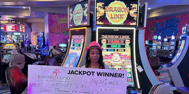 Las Vegas local turns $1 bet into $16K jackpot while celebrating her birthday