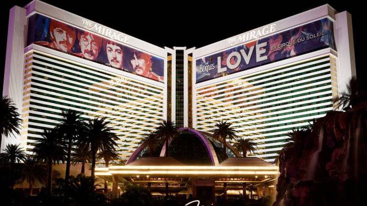 Las Vegas Strip Welcomes Back Two Major Headliners