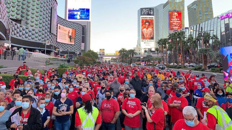 Las Vegas unions begin high-stakes negotiations with casino giants amid strike authorization