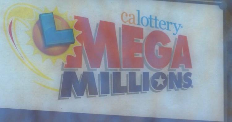Mega Millions lottery jackpot climbs to $660 million