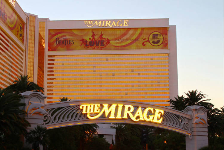 MGM Resorts Puts The Mirage Casino up for Sale in Vegas