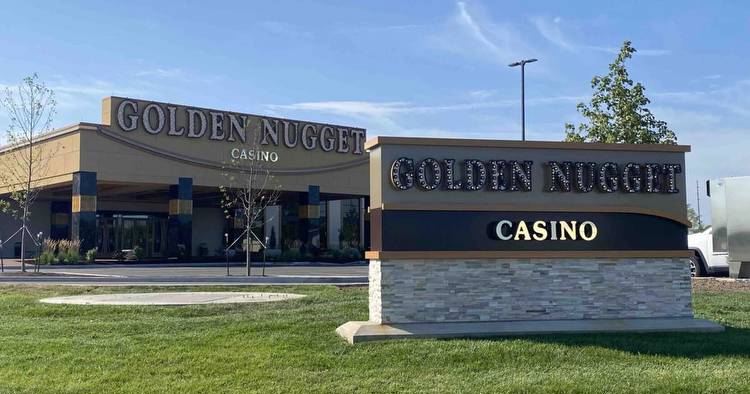 New casino opens about 60 miles from Terre Haute