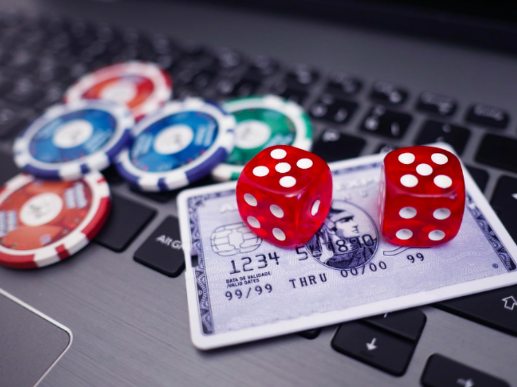 Online vs. Land-Based Casino: What Is the Difference?