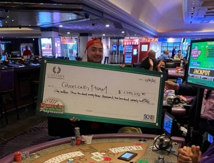 Professional gambler wins $1.39M jackpot at Harrah’s Las Vegas