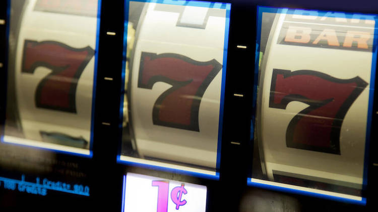 Slot Machine Winner Loses $1,956 To Thief After Forgetting To Grab Voucher